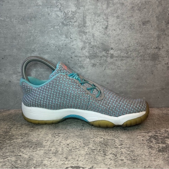 Nike Air Jordan Low Future Sneakers Womens sz 8 - light blue - Picture 3 of 6